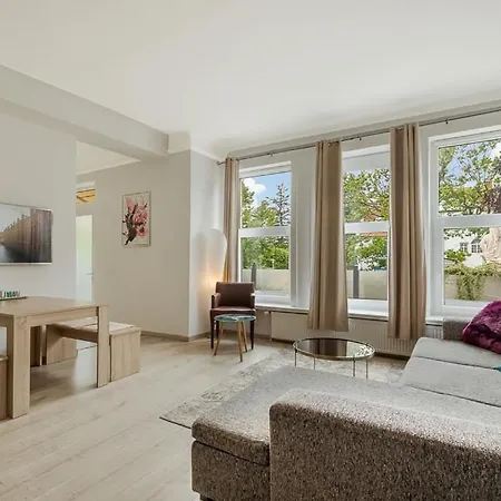 Apartment Am Schlosspark *