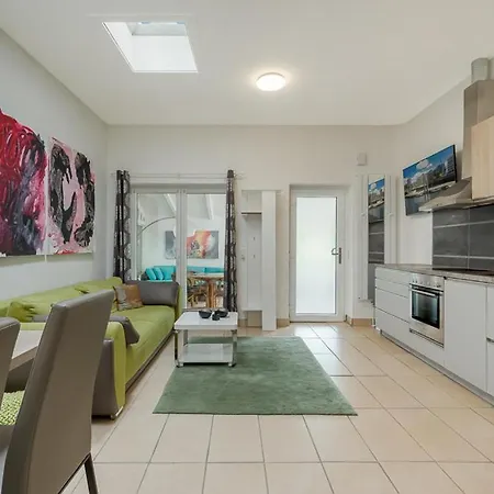 Am Schlosspark Appartement *